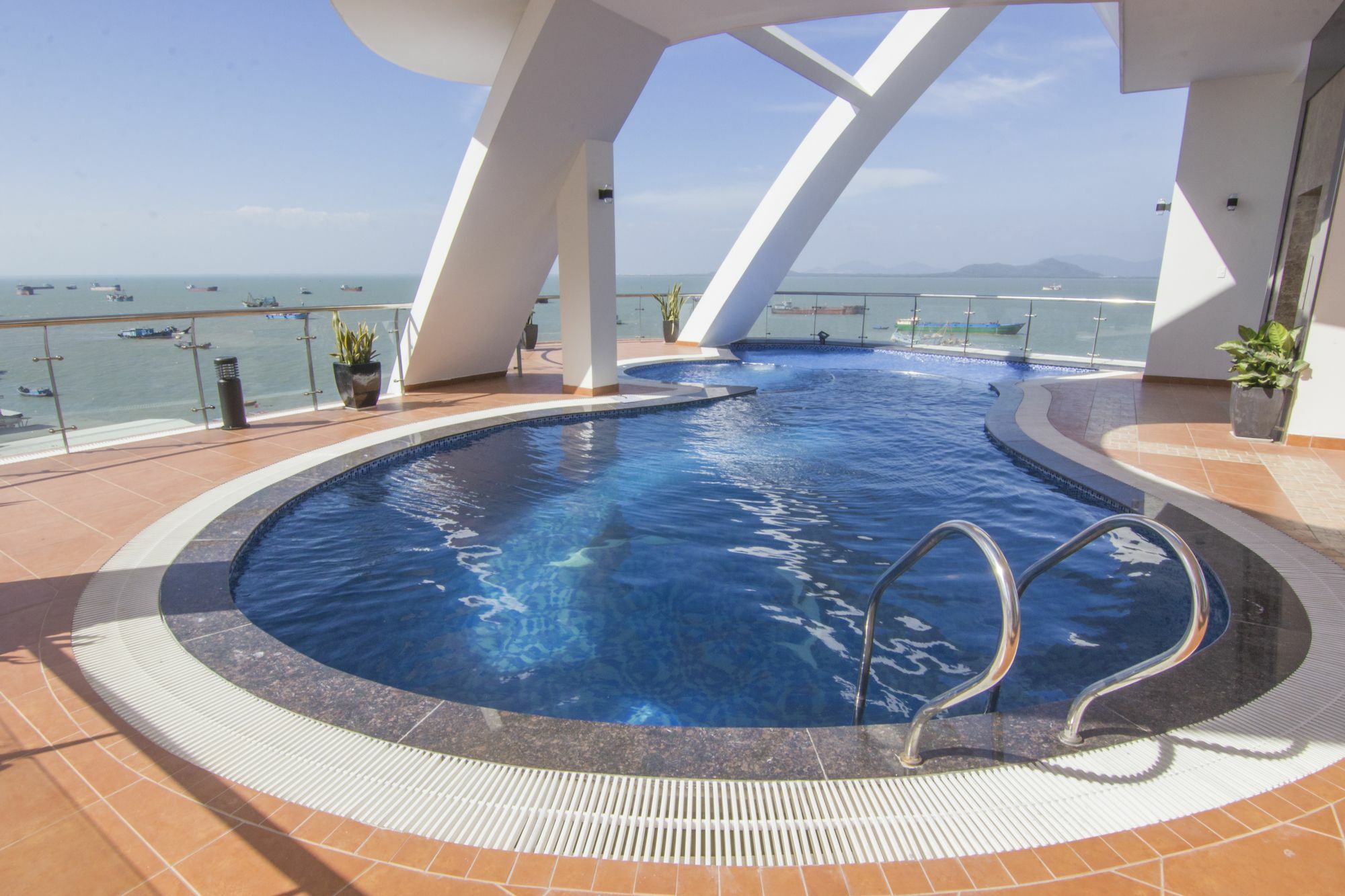 Cassabella Hotel & Apartments Вунгтау Экстерьер фото
